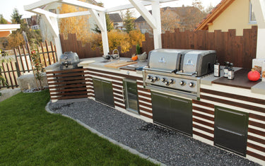 We offer a full BBQ design and build service for your Outdoor Kitchen