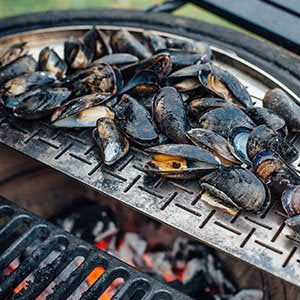 Big Joe® - Half Moon SS Cooking Grate