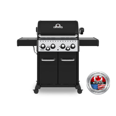 Broil King Crown 490 4-burner gas BBQ — front view