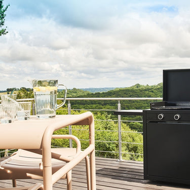 Forge Adour Modern 60 Closed Black Cart